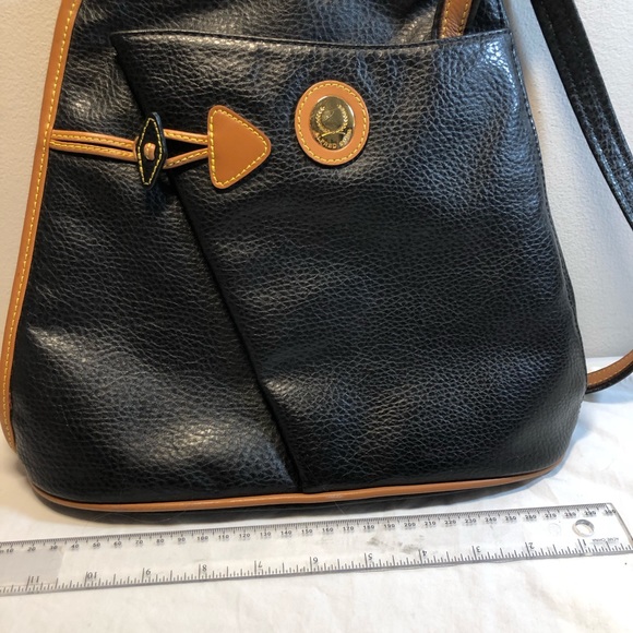 Alfred Sung Retro Style Shoulder Bag - Picture 2 of 15